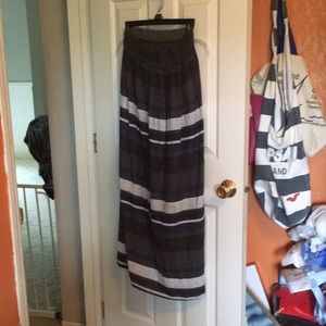 Italian maxi skirt NWOT